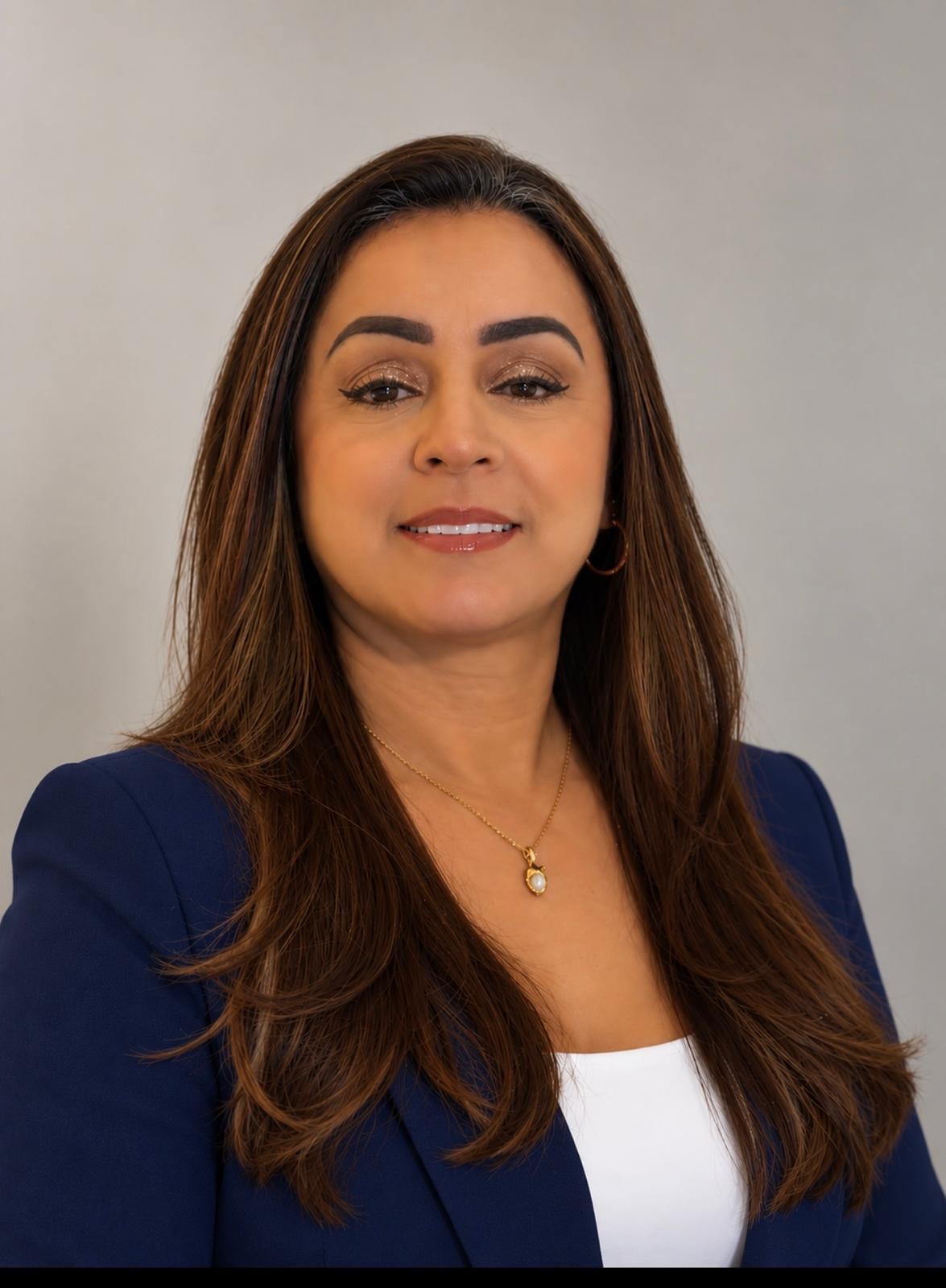 Luz Dávila López, Agente de Seguros, de retrato